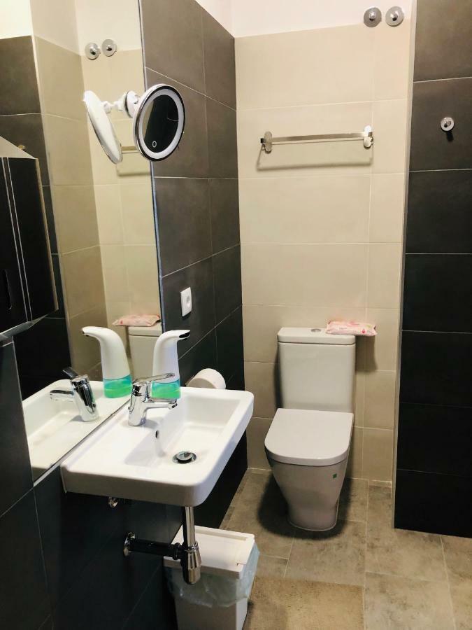 Albergue Sixtos No Caminho Сантяго де Компостела Екстериор снимка